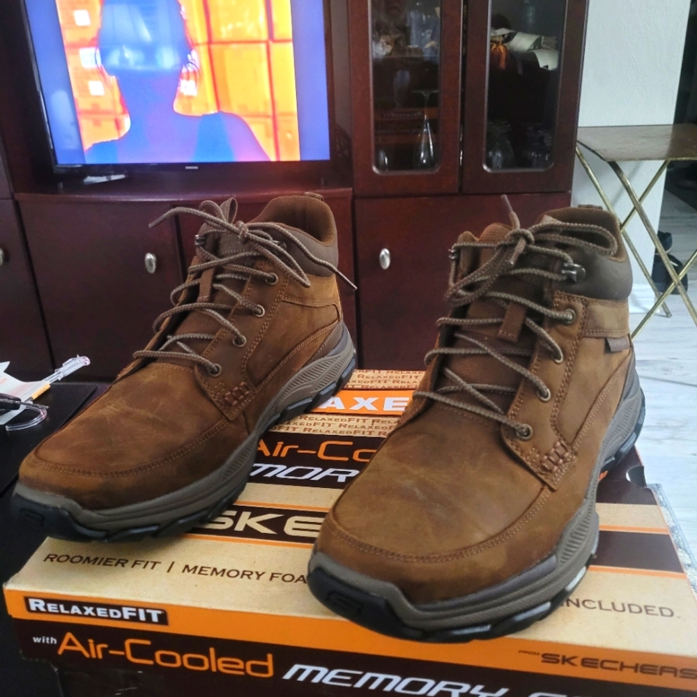 Skechers Men's Brown Hiking Shoes